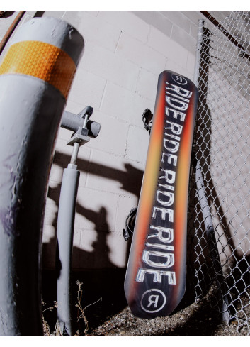 Deska snowboardowa Ride Benchwarmer 2026